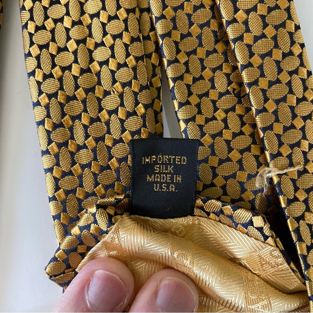 Robert Talbott Gold Micro-Pattern Tie - image 6